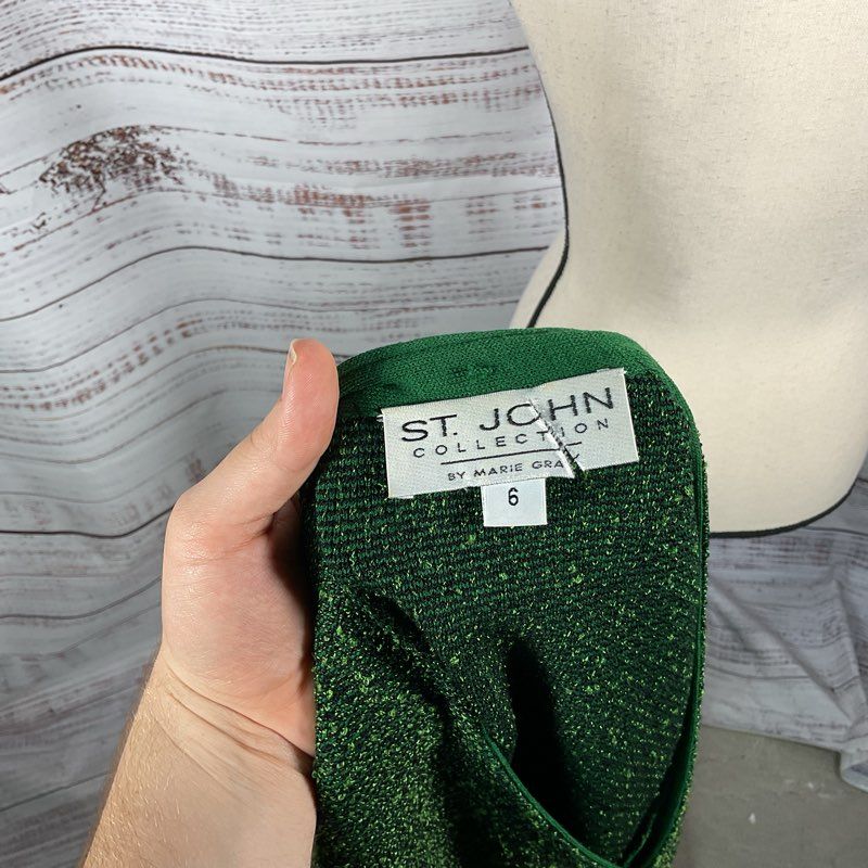 St. John Green Knit Button Front Preppy Vest - Size 6