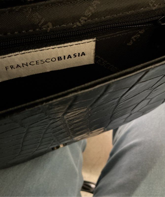 Francesco Biasia Black Crocodile Embossed Shoulder Bag GREAT CONDITION!