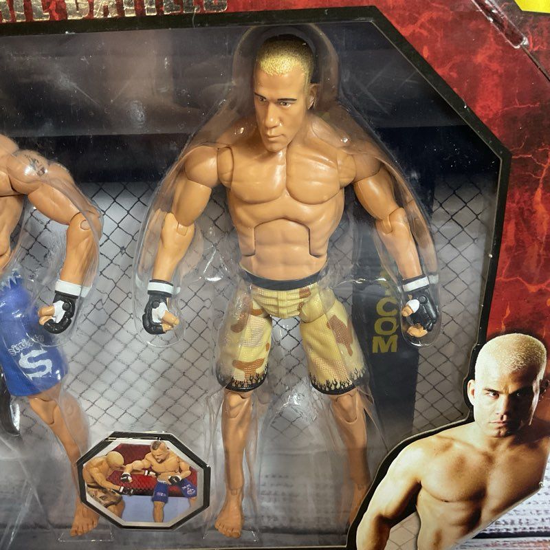 NEW JACKS PACIFIC Series 3 Ultimate Battles Chuck Liddell vs Tito Ortiz Action