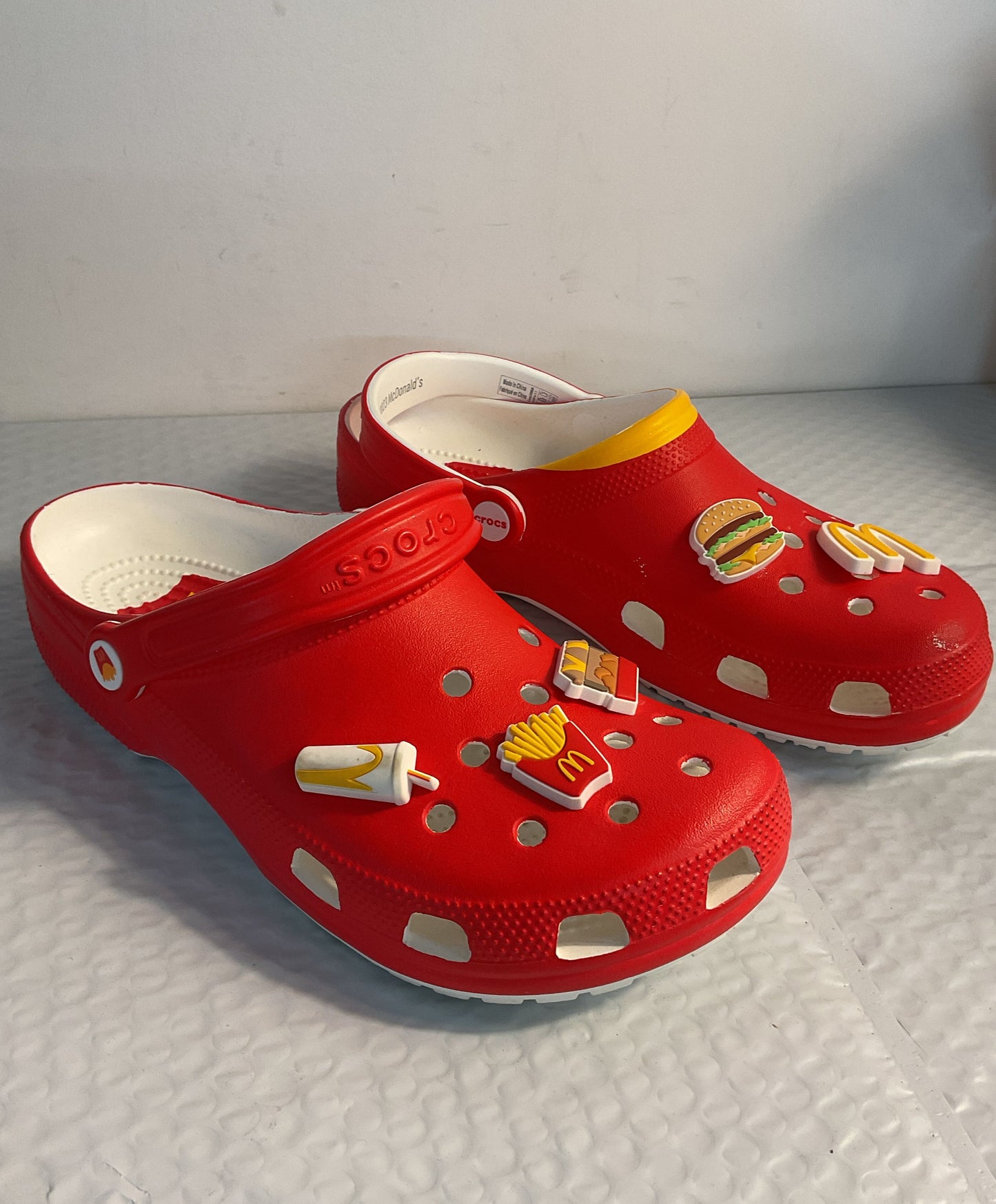 McDonalds Classic Crocs Red Slip-On Unisex Adults Men's Size 11 Women's Size 9