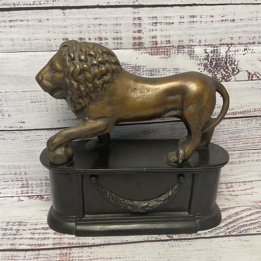 Vintage Brass Lion Playing With Ball Paperweight Desk Decoration 9"x3.5"x9"