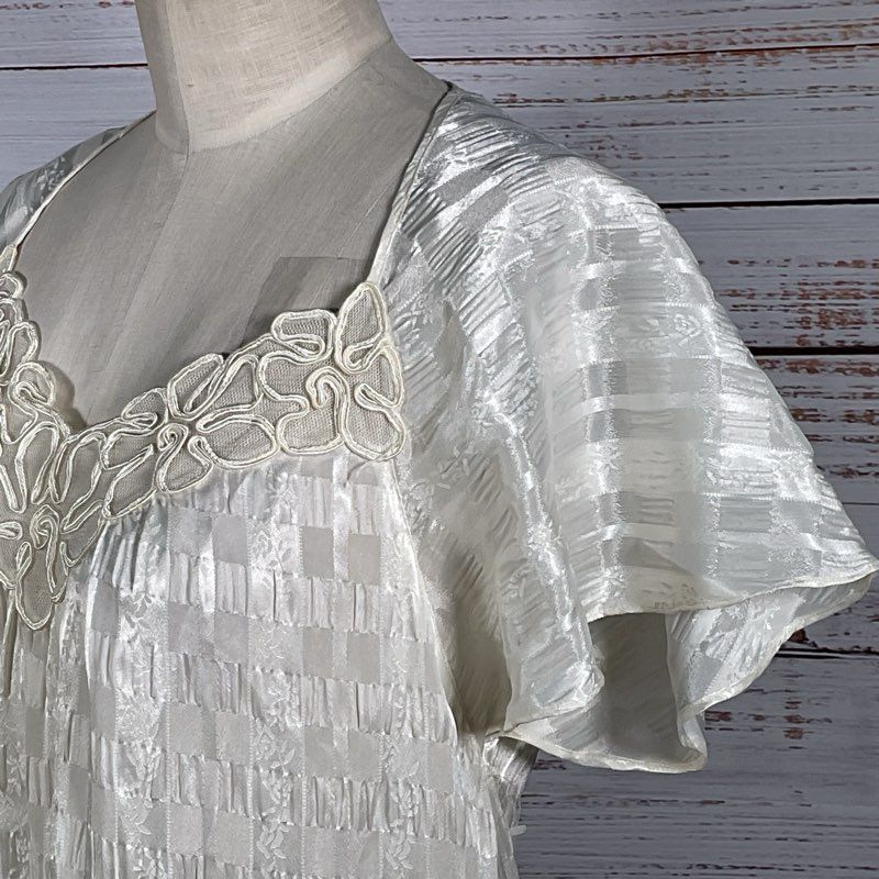 VTG. VALENTINO Women's Long Sleep Gown- SZ M