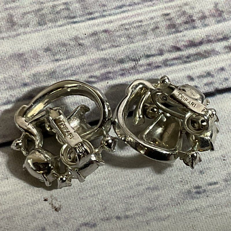 VTG. CROWN TRIFARI Art Deco Silver Tone Rhinestone Earrings