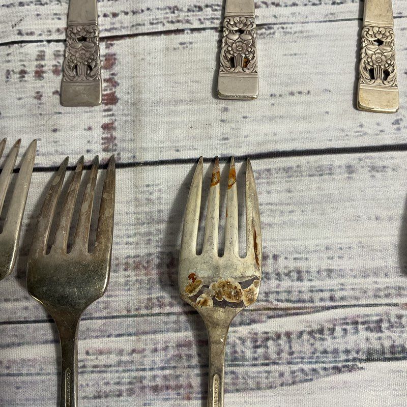 VTG. Oneida Community Coronation Silver Plate Flatware Set 5 Forks, 5 Spoons