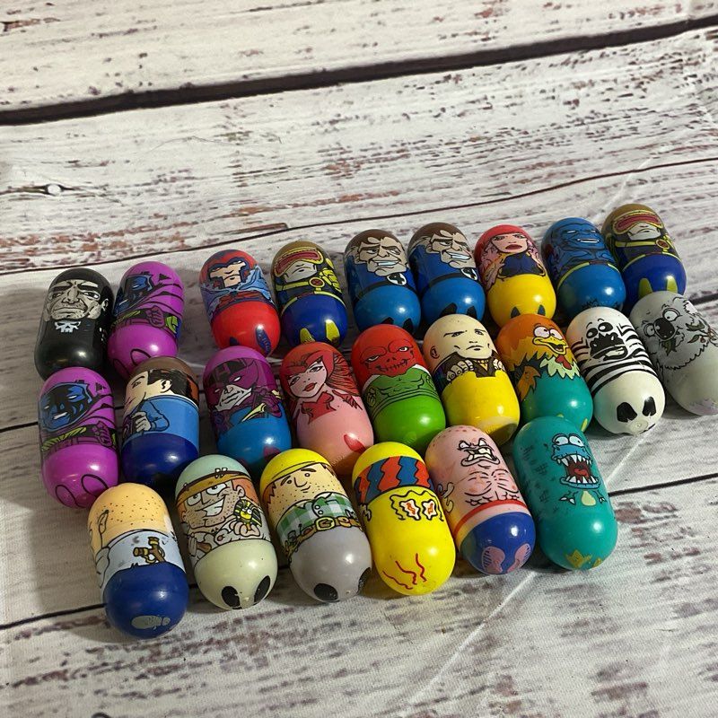 Lot of 24 Moose Toys Inc. MIGHTY BEANZ Beans