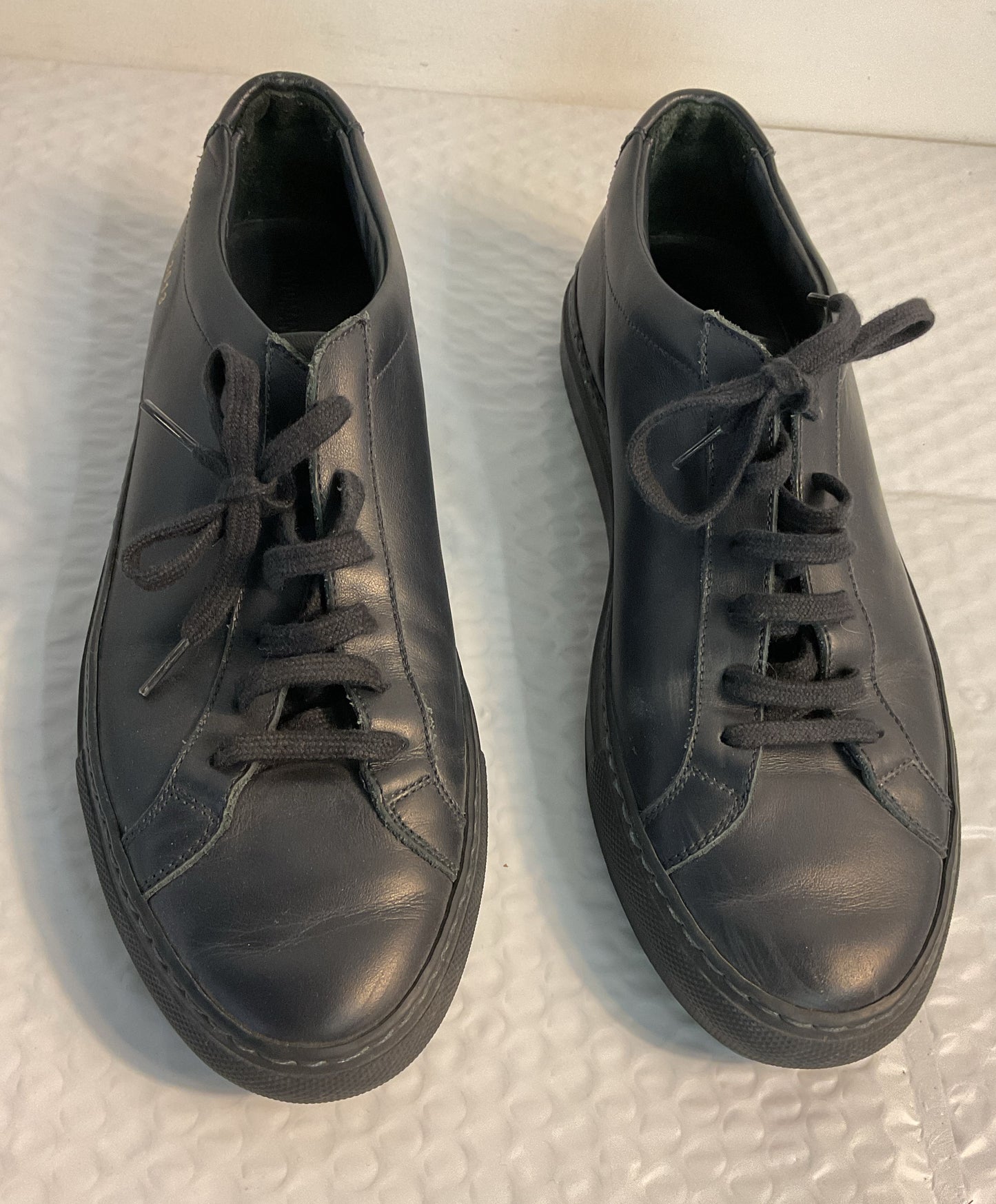 Woman by Common Projects Achilles Low Top Navy Blue Leather Sneaker 8.5
