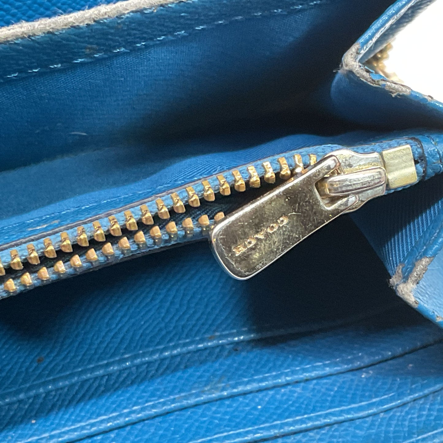 COACH Blue Colorblock Accordion Zip Crossgrain Leather Wallet