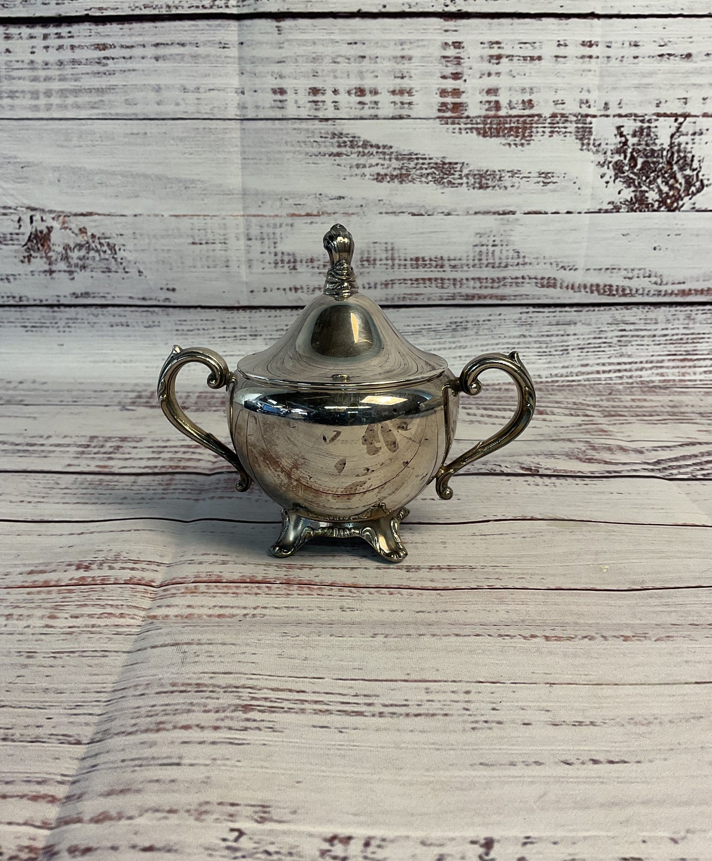 Vintage Wm. A. Rogers By Oneida Ltd. Silversmiths Silver- Plated Sugar Bowl