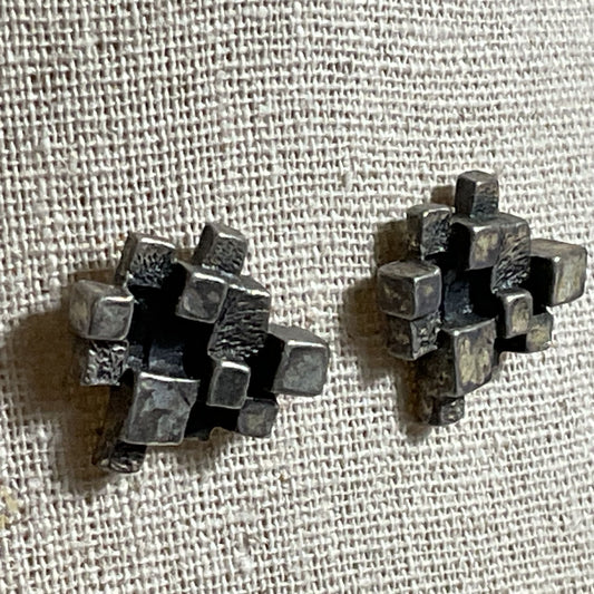 VTG. GUY VIDAL Brutalist Modernist Cubist Abstract Pewter Earrings