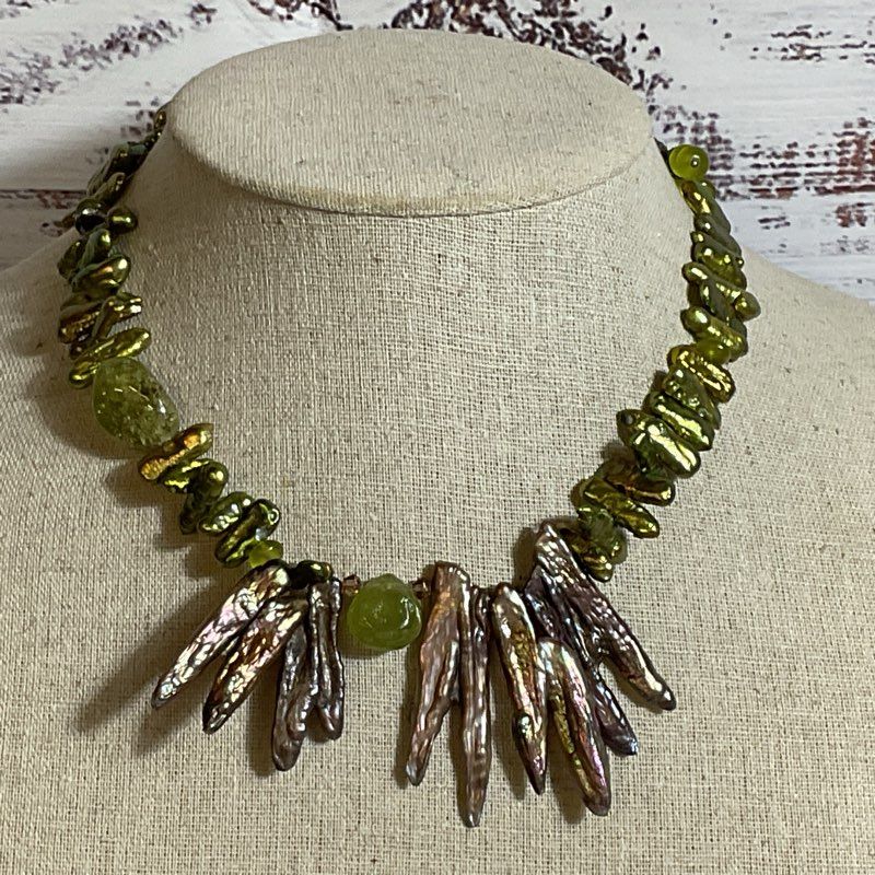 Sterling Silver Green Biwa Pearl & Green Gemstone Beaded Necklace- 17"