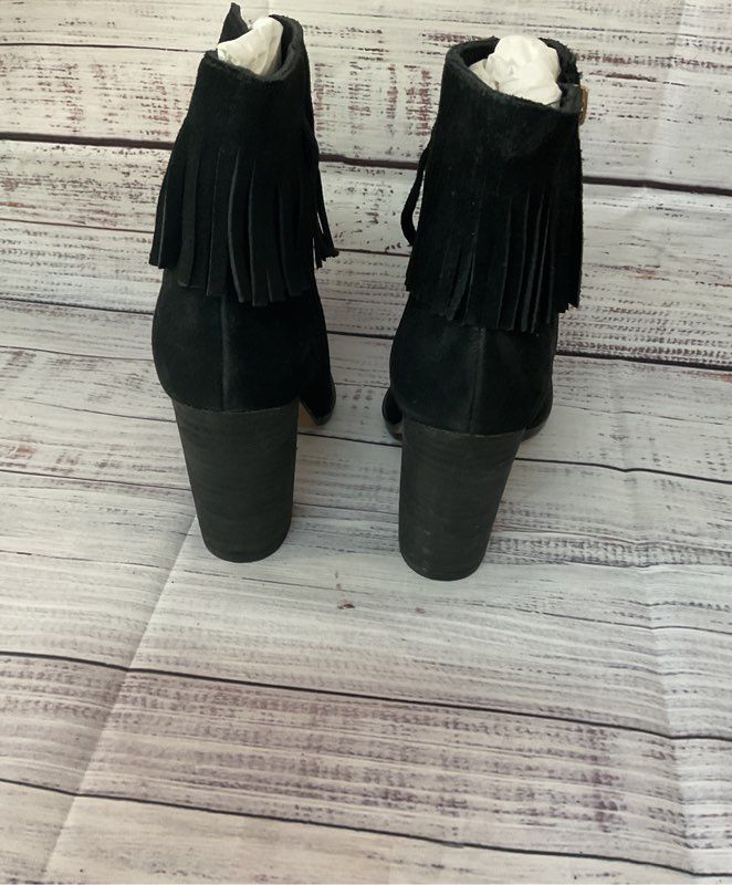 NWOB Women's Neiman Marcus Black Fringed Boots Size 5.5