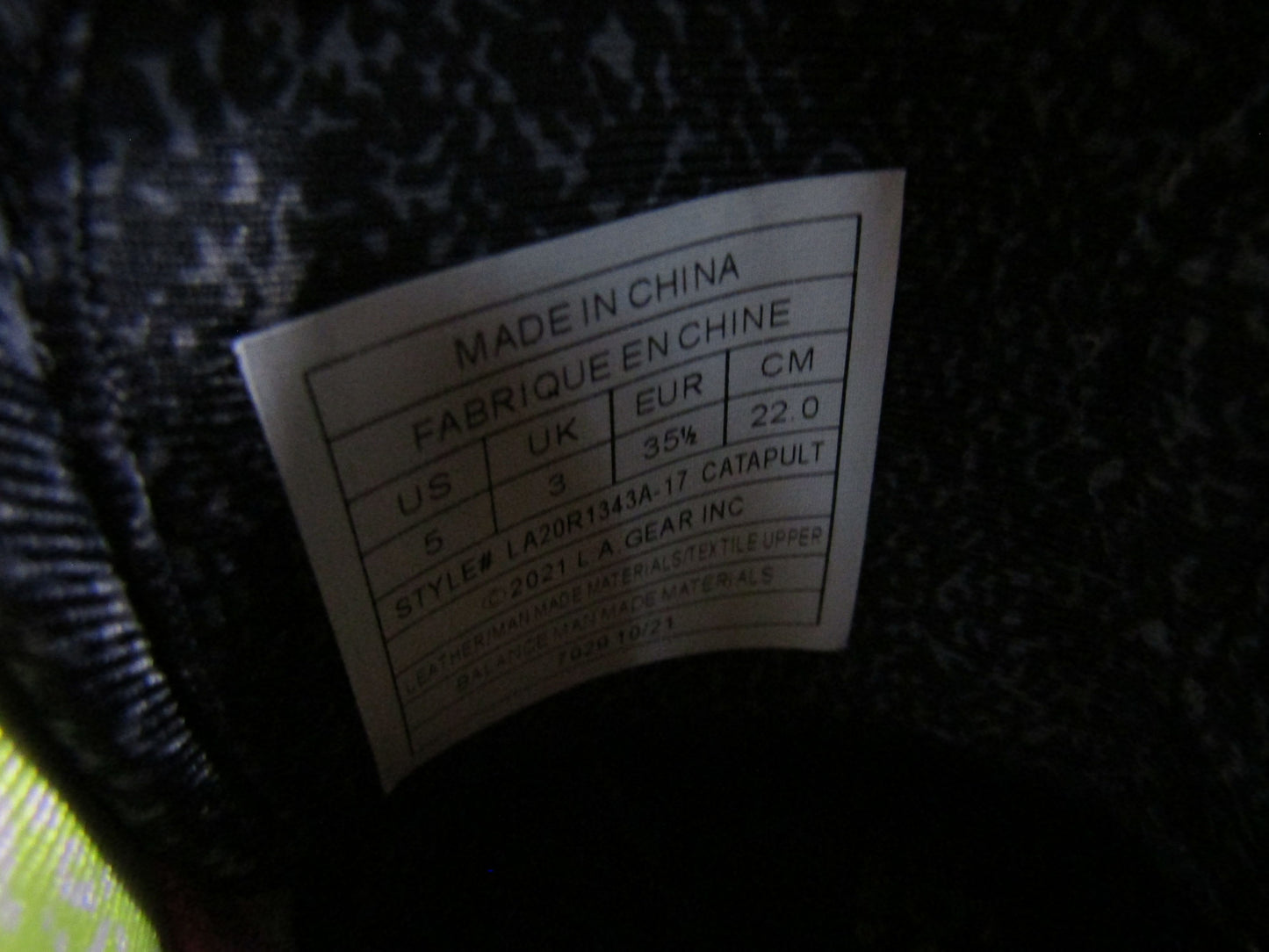 LA Gear Catapult Women's Pink Reimagined 90s Light Up Sneaker Size 5