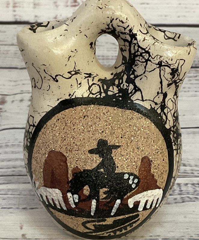 Vintage Navajo Cowboy Sand Vase Beige