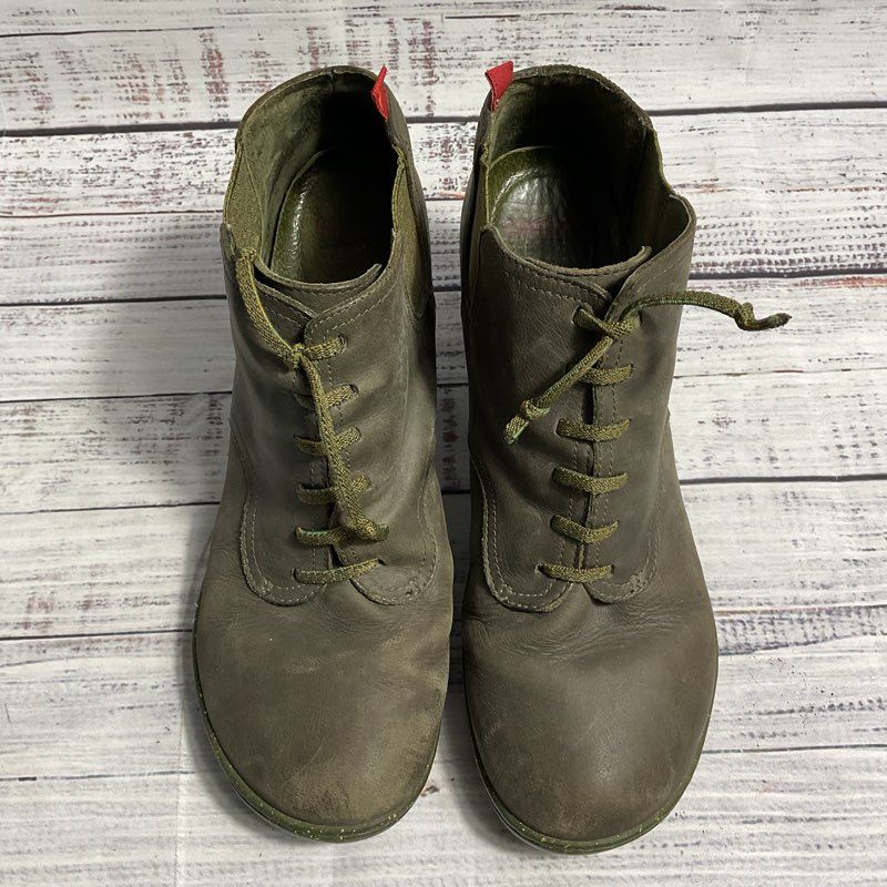Camper Peu Green Leather Rubber Sole Pump Ankle Booties Women's Size 9
