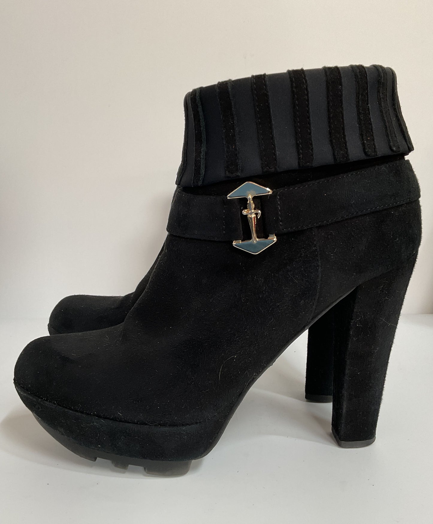 Cesare Paciotti Women's Black Suede Ankle Zip Boots Size 9 Made in Italy