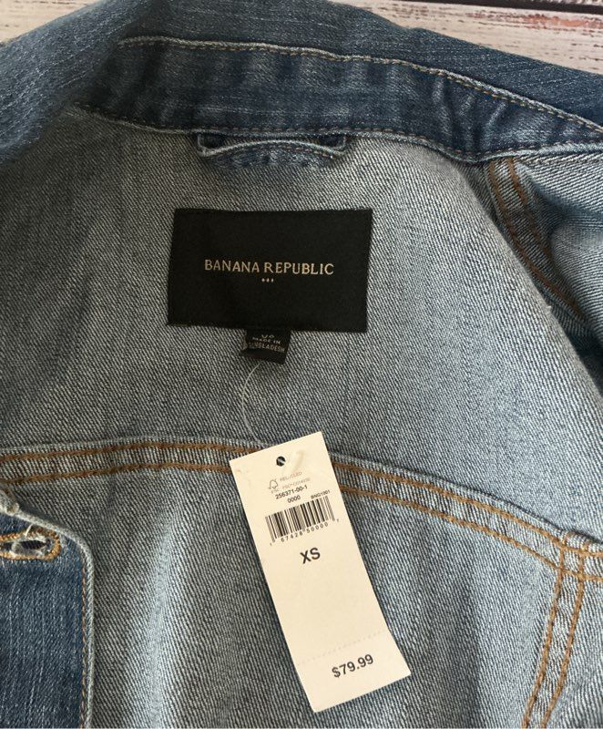 NWT Women's Banana Republic Denim Jacket Size XS
