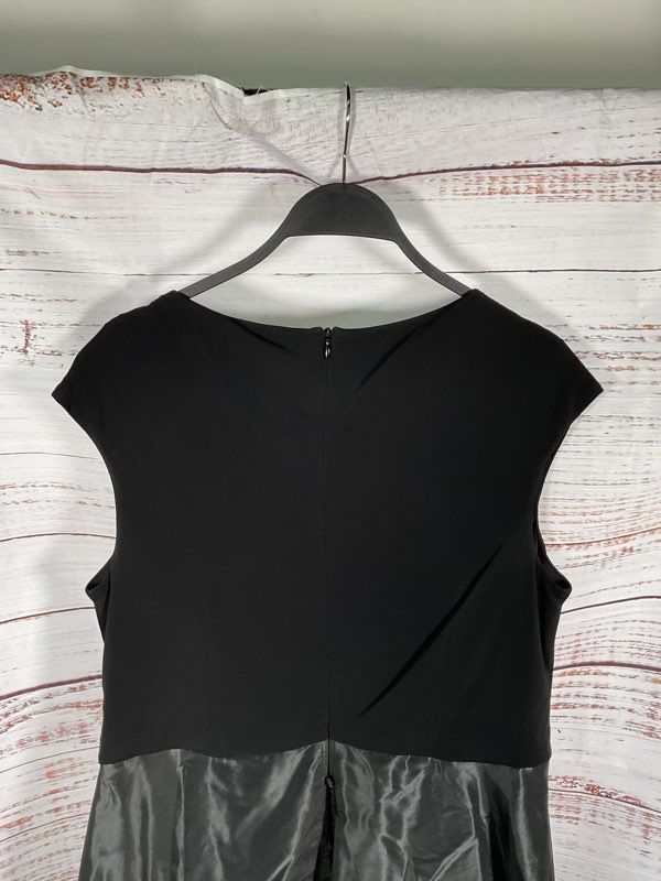Rickie Freeman Teri Jon Women's Black Ruffled Fit and Flare Gown Dress Size 16