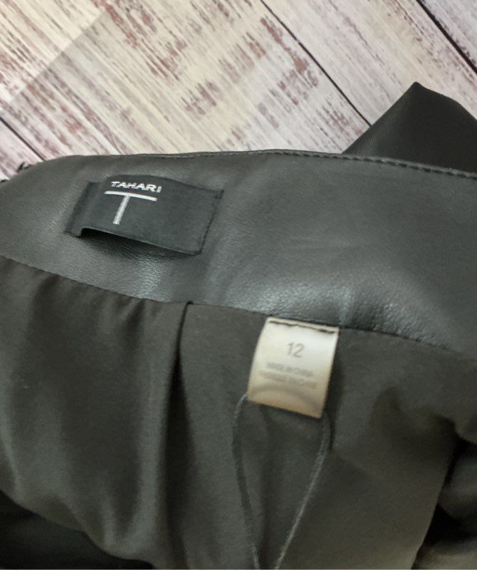 NWT Women's T Tahari Black Faux Leather Skirt Size 12