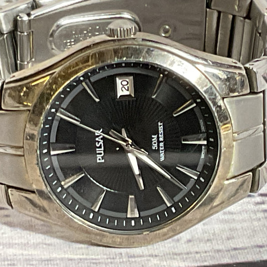 PULSAR VX42-X336 Men’s Stainless Steel Black Dial Analog Date Watch