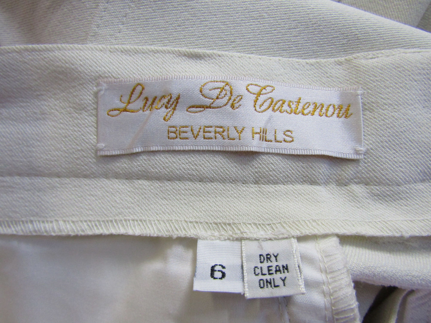Lucy de Castenou Women's White Pants Size 6