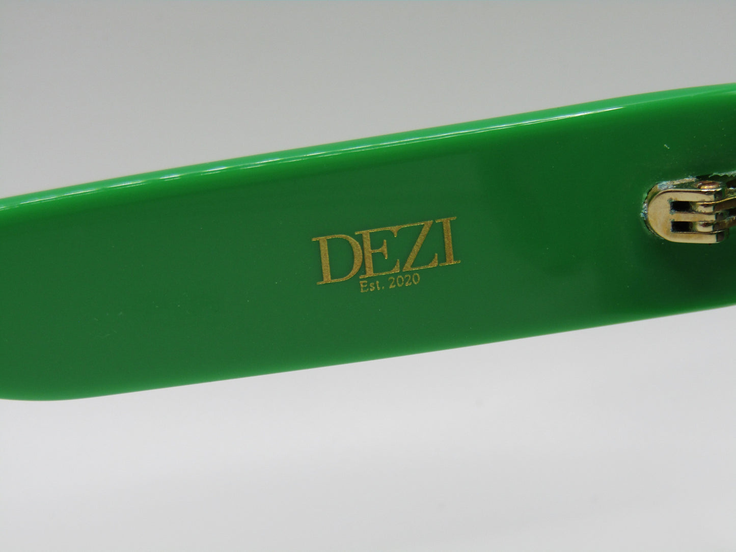Dezi Switch Women's Green Acetate Sunglasses