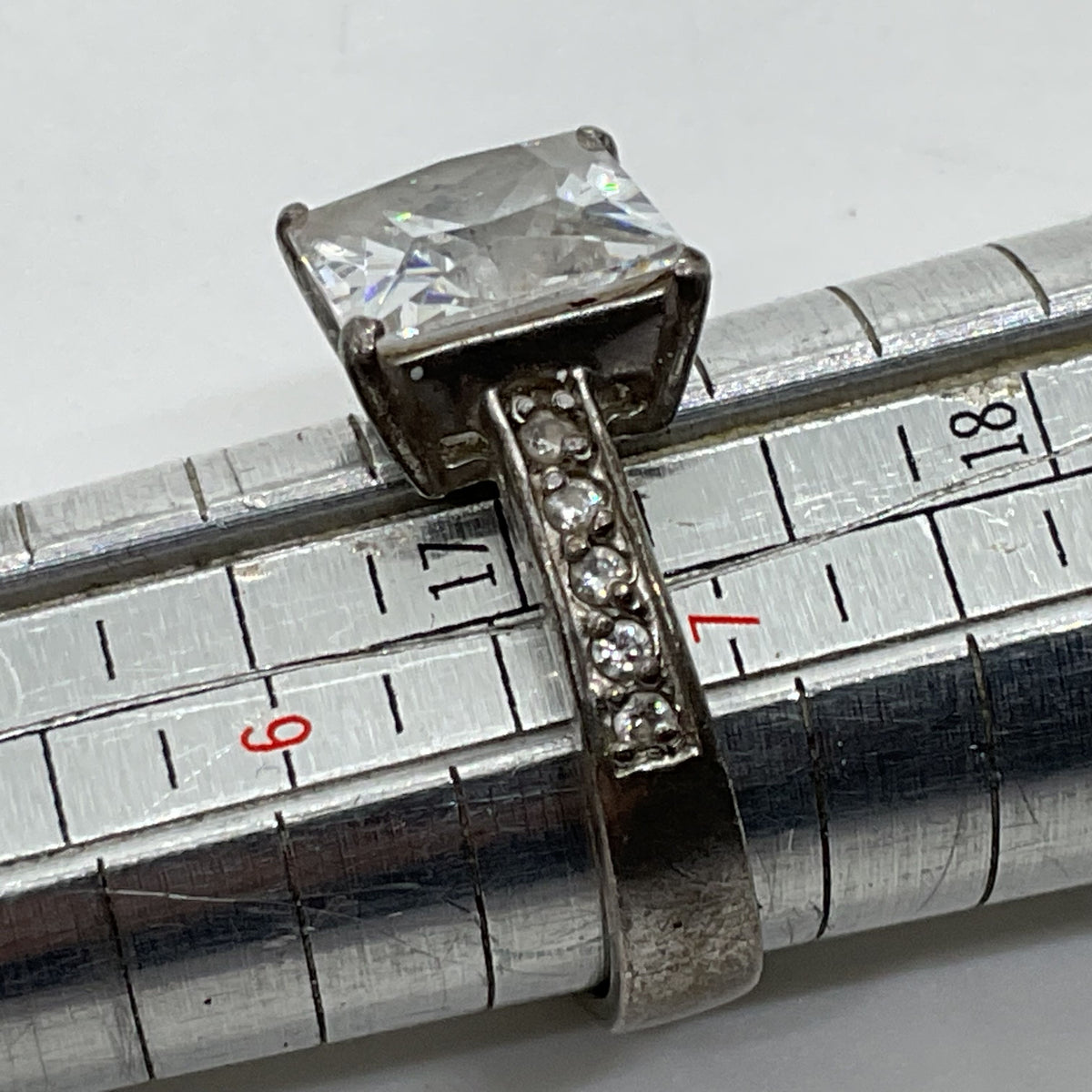 Sterling Silver & Rhinestone SZ 6.75 Ring- 4.73g