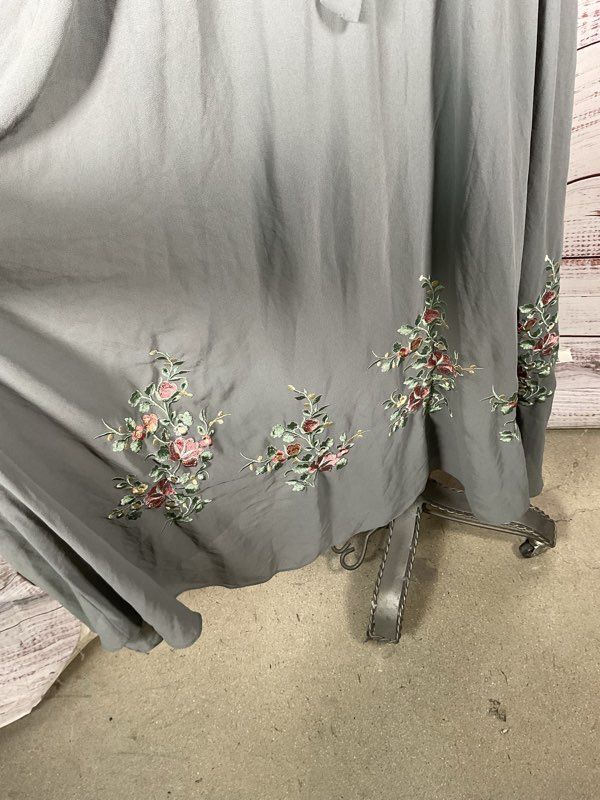 Women's Pandora Grey Long Sleeve Floral Embroidered Long Dress Size XL