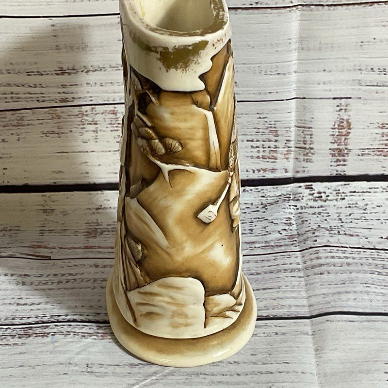 ANTIQUE RW RUDOLSTADT Germany Asian Porcelain Vase- 6.5"