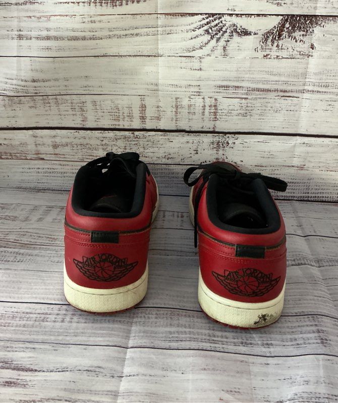 Men's Nike Air Jordan 1 Low SE Red & Black Sneakers Size 11