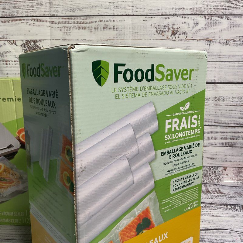 New Sealed Foodsaver Premier Multi Use Vacuum Sealing System Vs3130 + 79 Bags