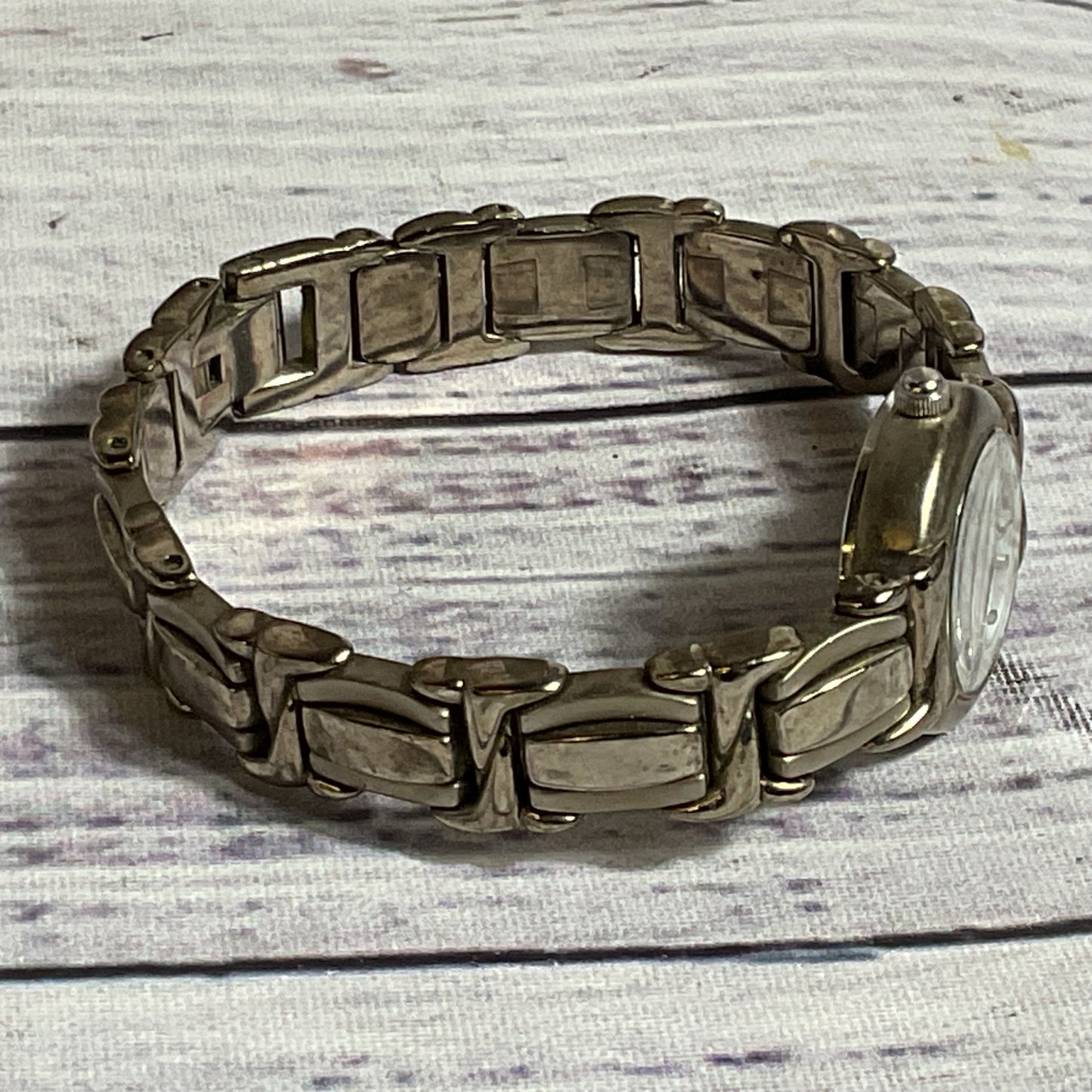 BULOVA C875370 Women's Silver Tone 6" Band Watch- NEEDS BATTERY