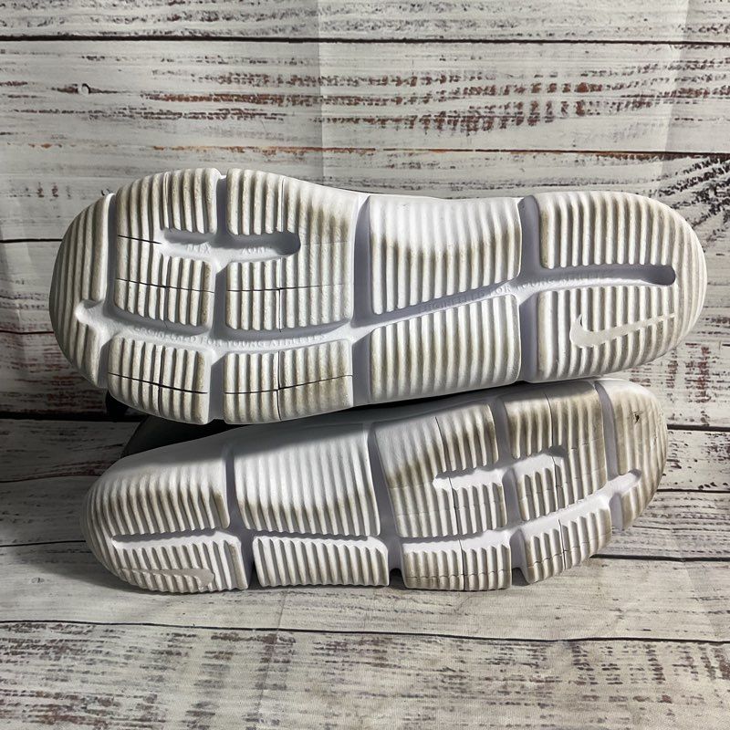 Nike Novice High Winter Snow Boots Kids Size 5Y Gray White