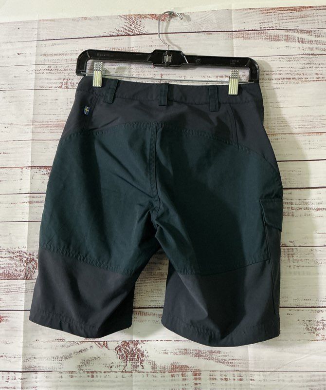 Women's Fjall Raven Nikka Curved Shorts Sz 26 Retail $130 EXCELLENT CONDITION!!