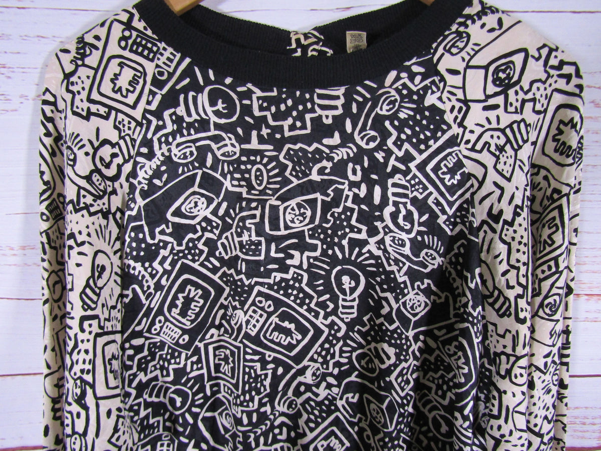 Vintage 1990's Women's Black & White Whimsical Retro Print Silk Blouse Size 6