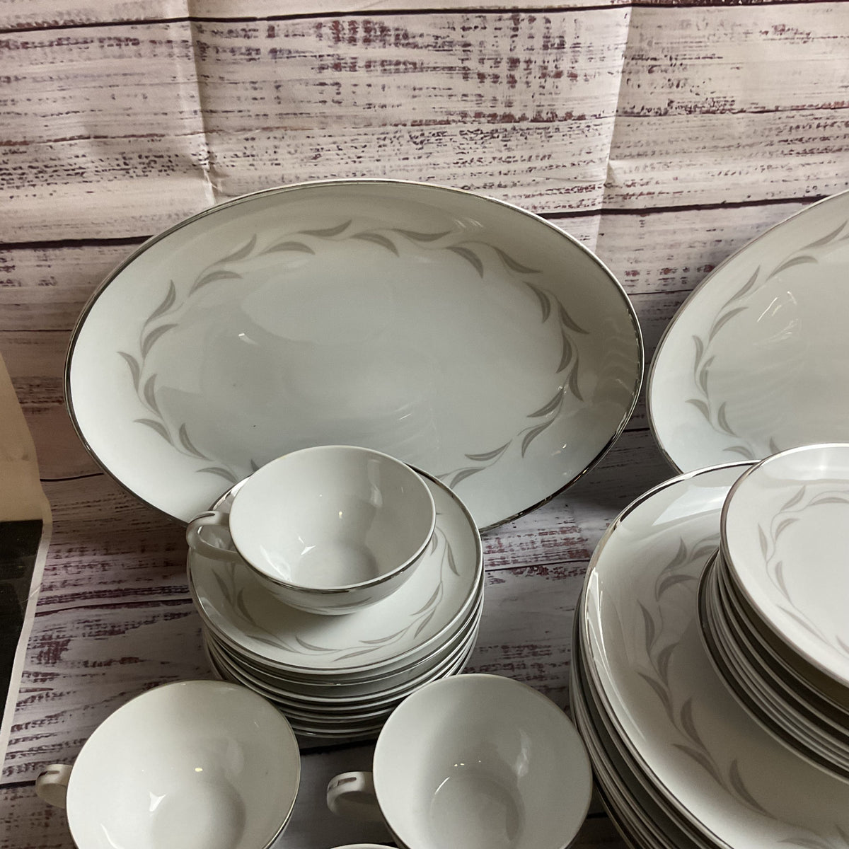 VTG. NASCO Japan Paris Night Fine China Dinner Set for 8 Plus 2 Platters