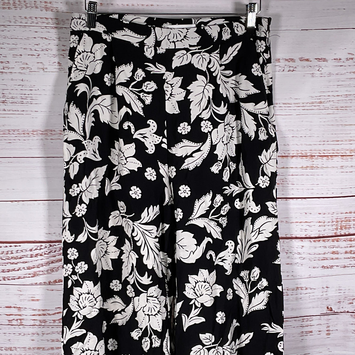 MNG Women's Black White Floral Print Side Zip Wide Leg Pants- SZ L