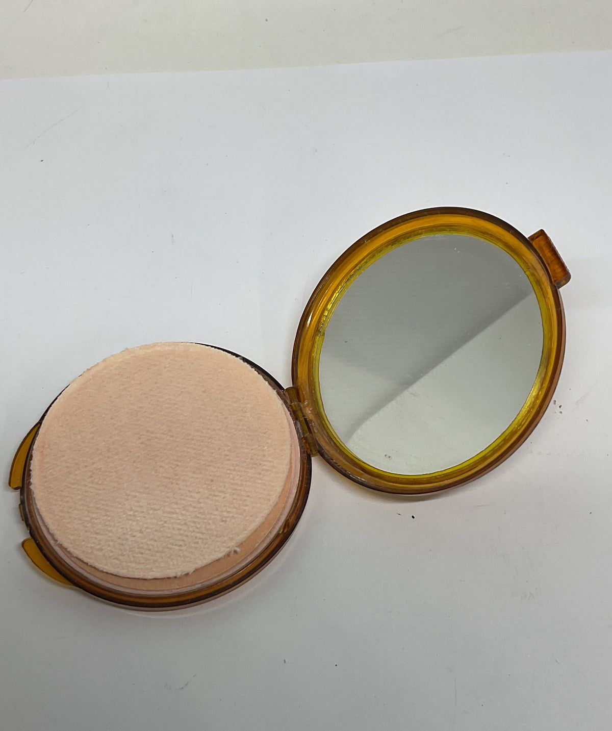 Vintage Elizabeth Arden Invisible Veil Pressed Power