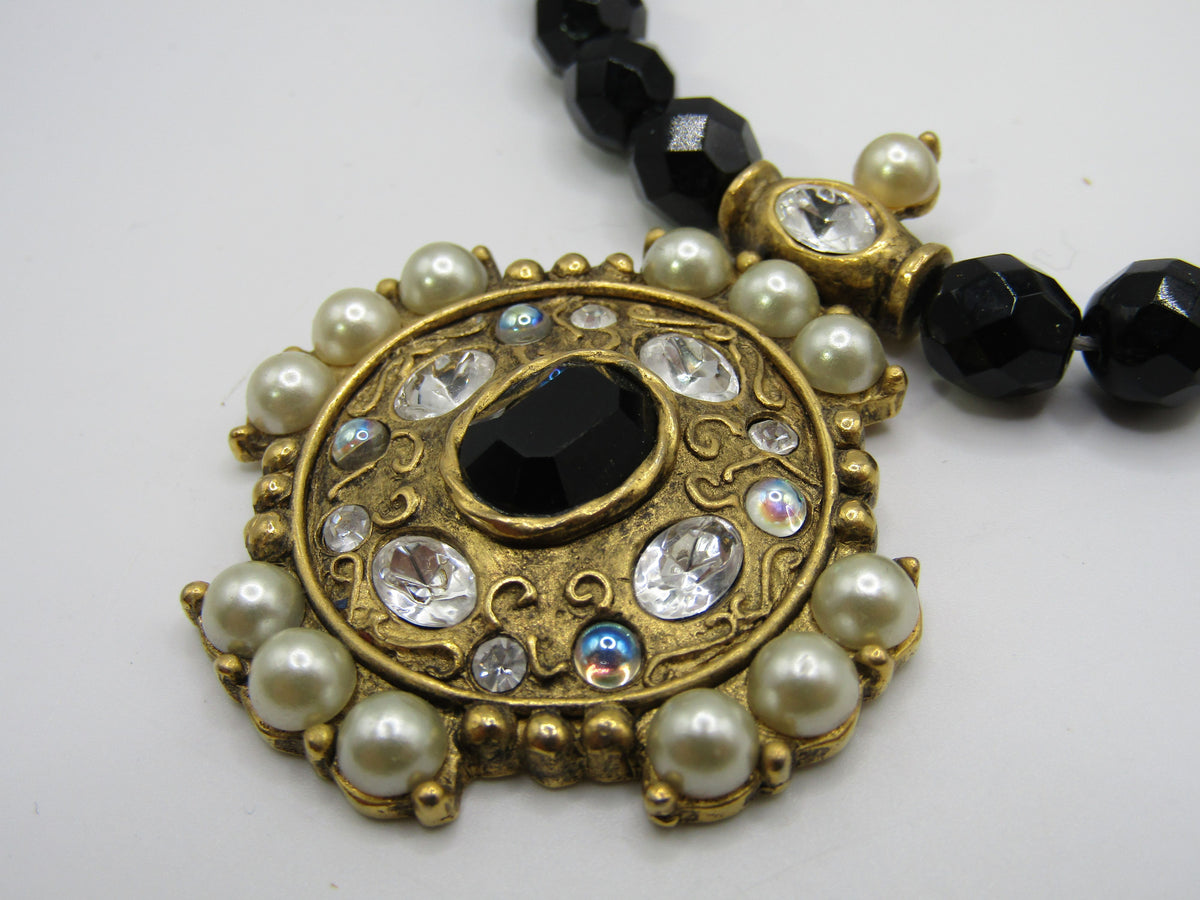 Vintage Gold Plated Faux Pearl Pedant Faceted Black Rhinestone Beaded Necklace