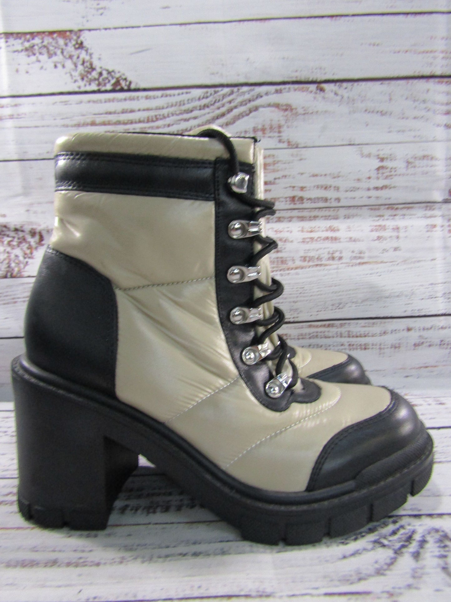Marc Fisher Mlvania Women's Fashion Winter Boots Size 7