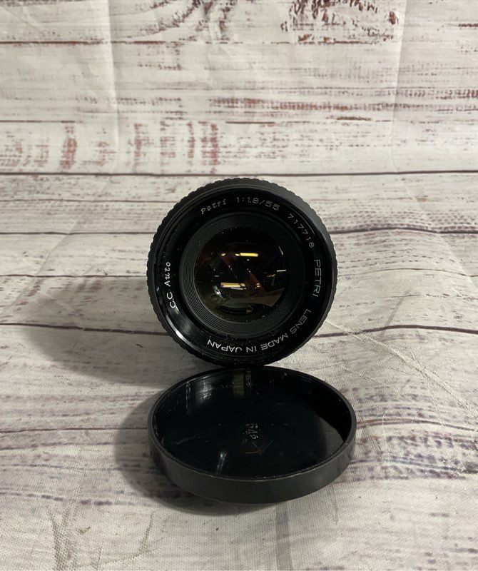 Vintage Lens - Petri C.C Auto 1:1.8 55mm Lens - Untested