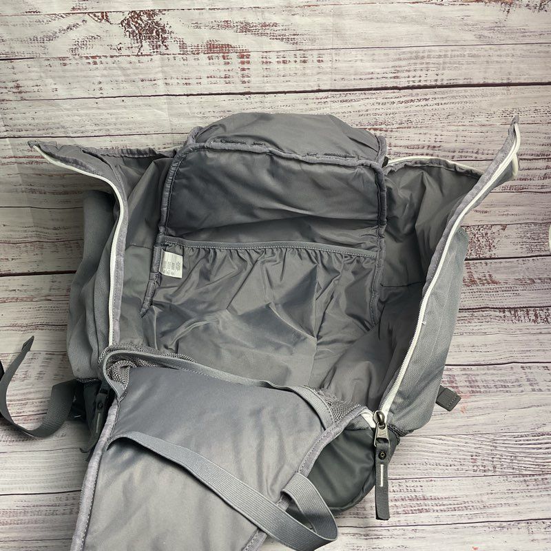 Nike Hoops Elite Max Air Quad Zip System Gray Nylon Backpack