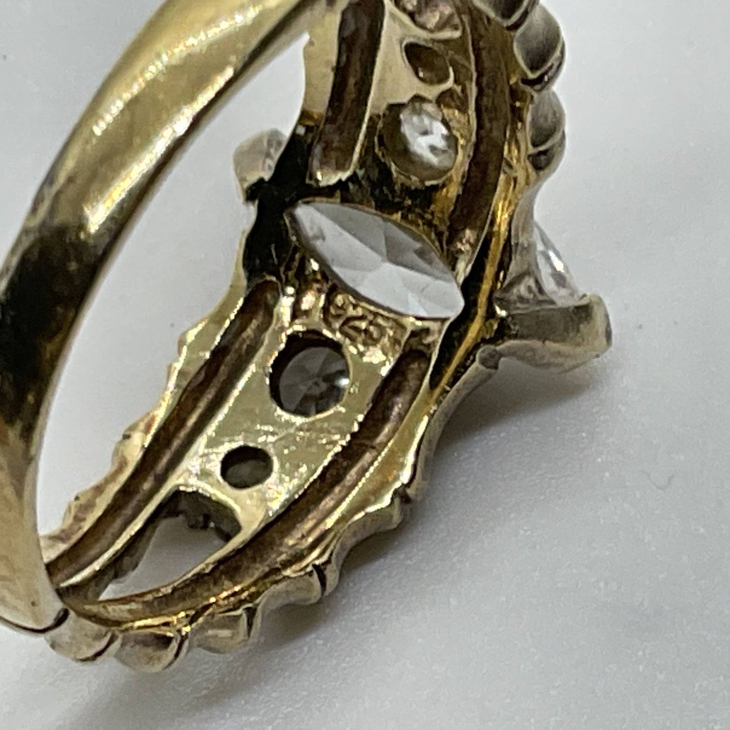 VTG. Sterling Silver Vermeil & Rhinestone SZ 10 Ring- 5.76g