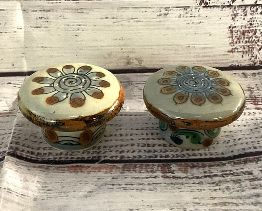 Ken Edwards Vintage Mexican Tonala Salt & Pepper Shakers Multicolor