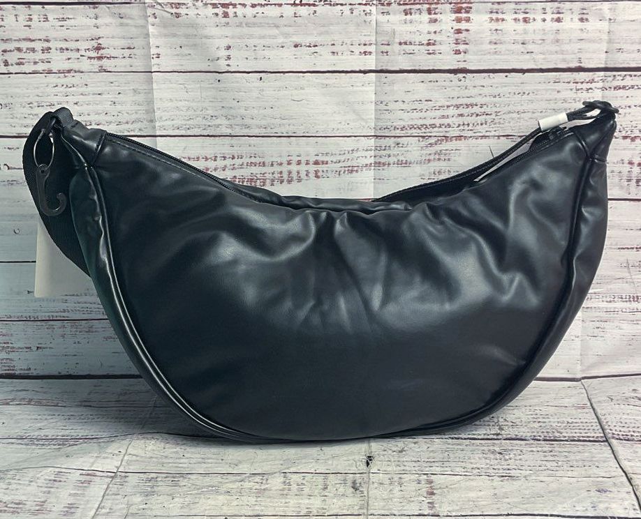 Uniqlo Faux Leather Round Shoulder Bag Black