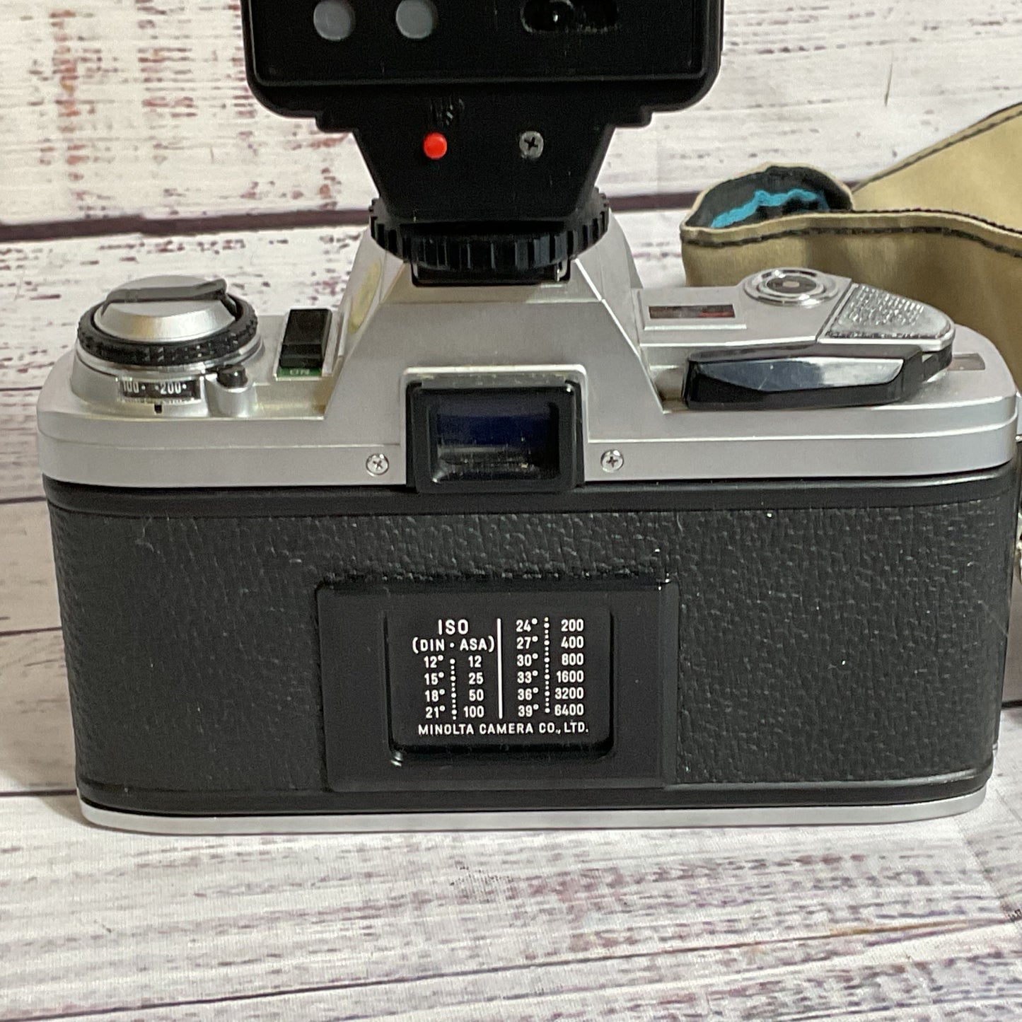 MINOLTA X-370 SLR 35mm Film Camera w/ Minolta MD 50mm f/1.7 Lens & Sunpak Flash