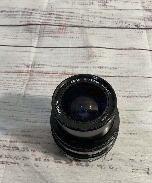 Minolta Maxxum AF Zoom 35-70mm 1:4 (22) With Pouch Bag