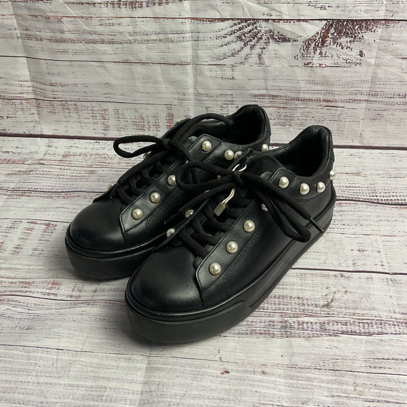 Twinset Black Leather Faux Pearl Platform Sneaker Women's Size 5 US