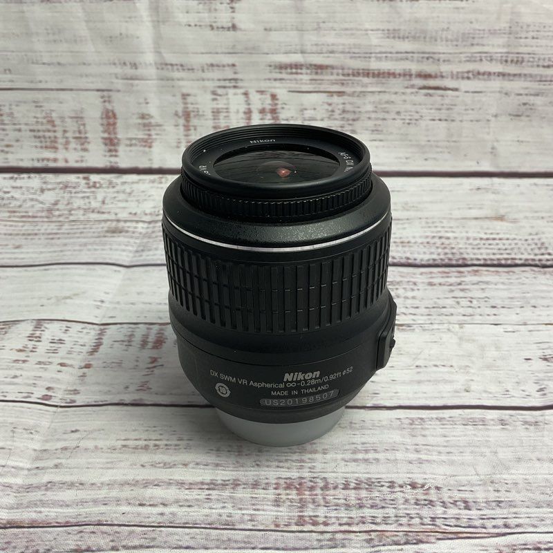 Nikon AF-S DX Nikkor Black VR Aspherical Wide Angle Camera Lens