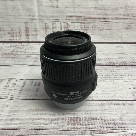 Nikon AF-S DX Nikkor Black VR Aspherical Wide Angle Camera Lens
