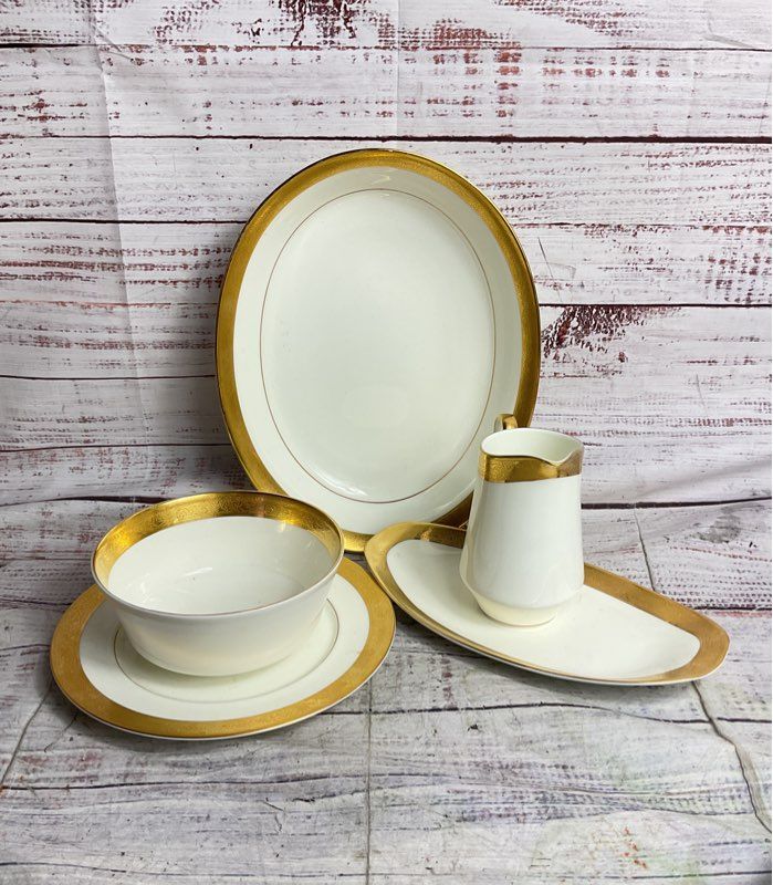 Mikasa Harrow Set of 4 Bone China Serving Pieces White Gold